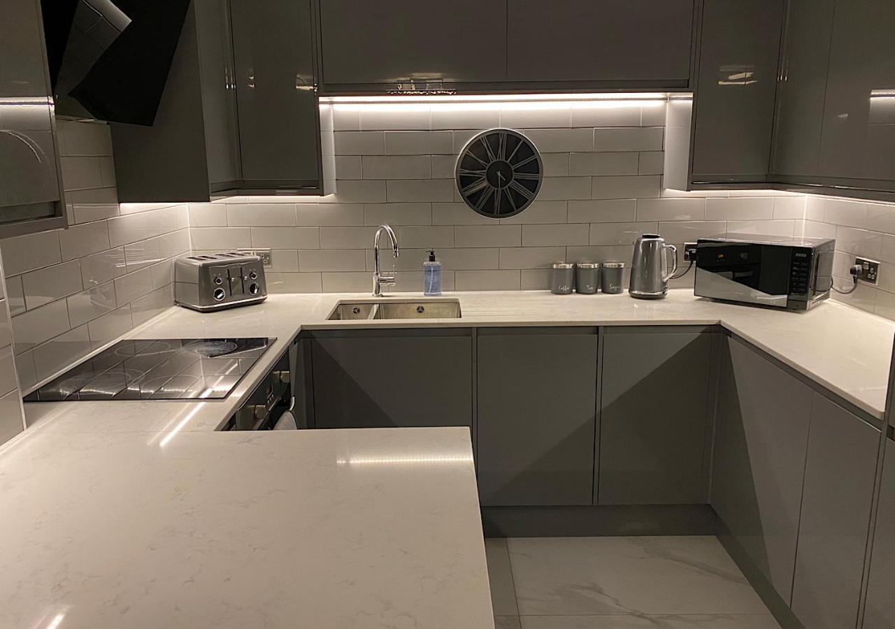 Beautiful modern cosy central apartment / sleeps 4 Reading Extérieur photo